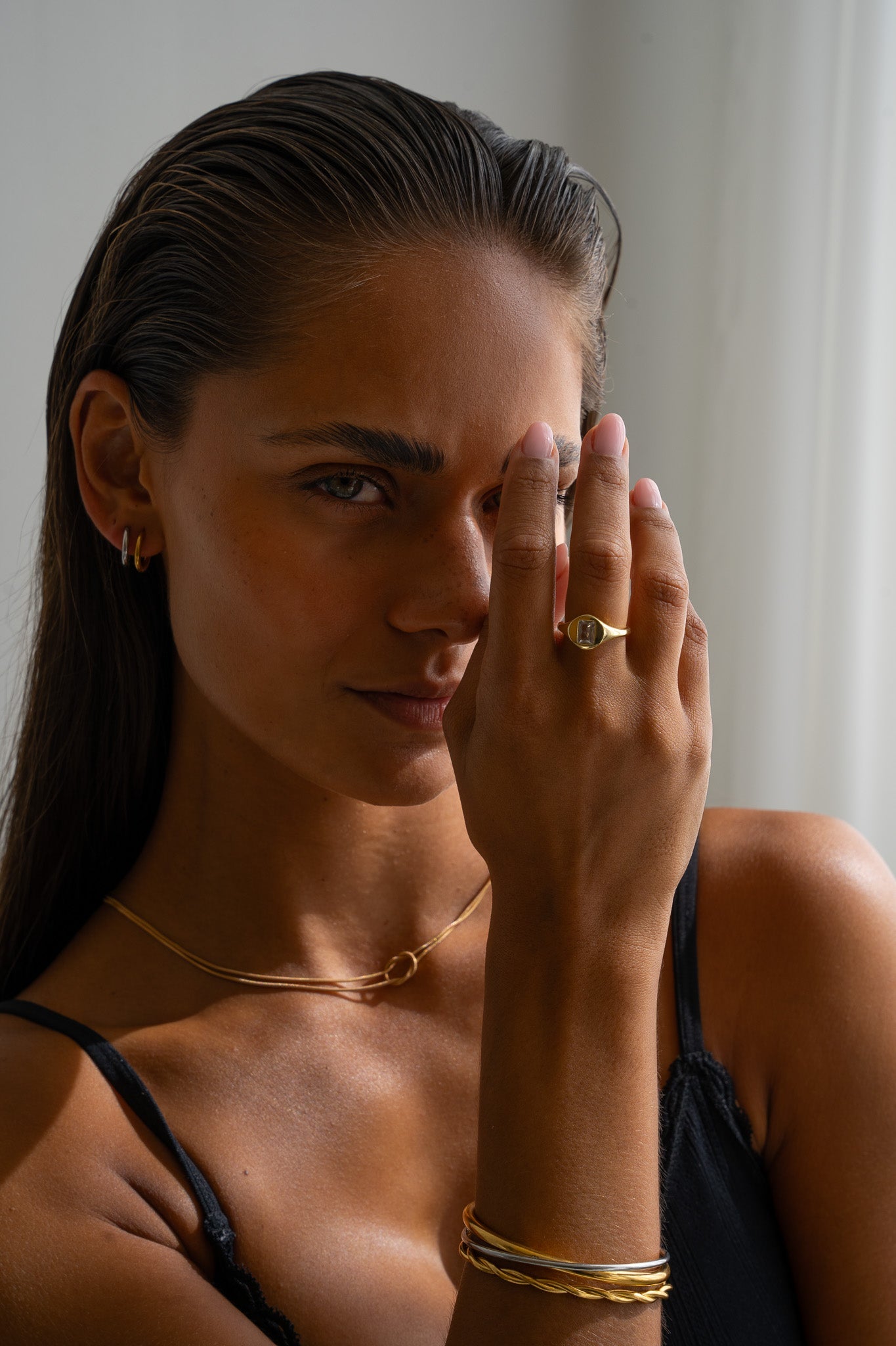 DAINTY SIGNET RING - Kumaya Jewelry