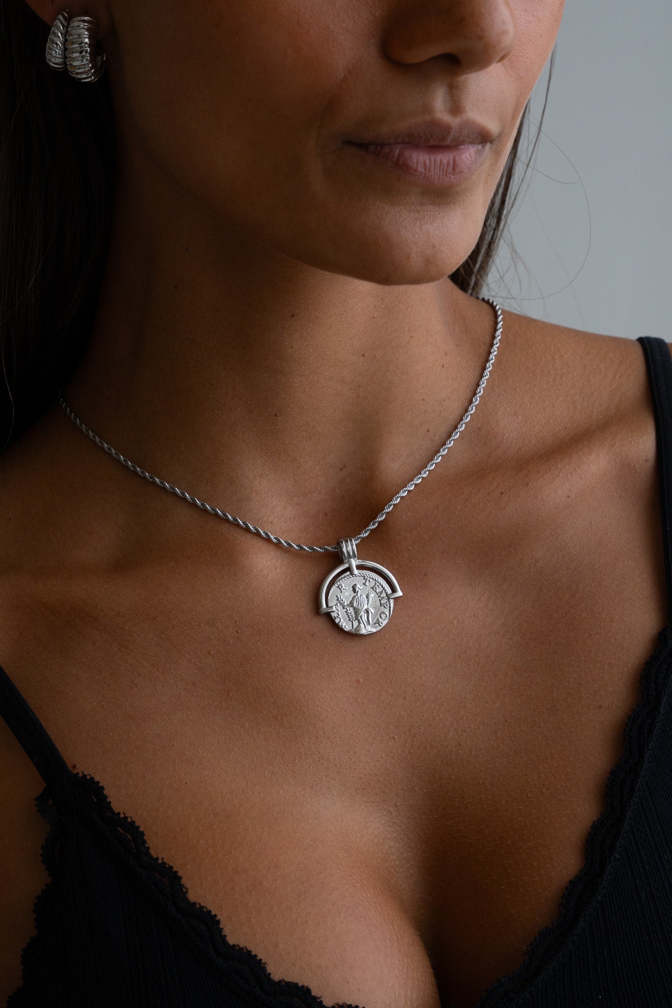 ROMAN NECKLACE - Kumaya Jewelry